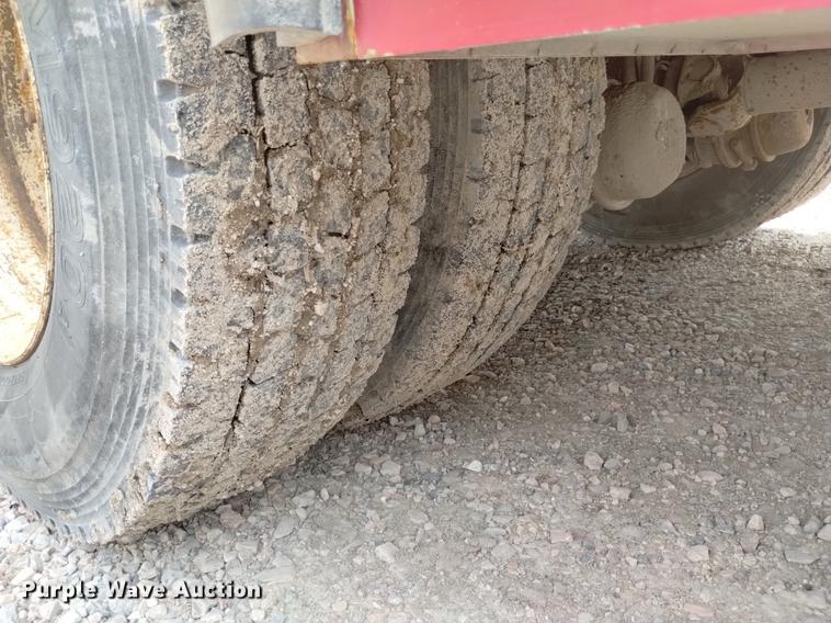 image for item DN6439 2008 Ford F750 Super Duty  utility / service truck