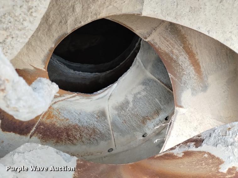 image for item DN6441 2004 Sterling LT9511  ready mix truck