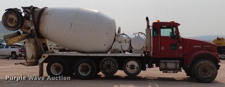 image for item DN6442 2001 Kenworth W900B  ready mix truck