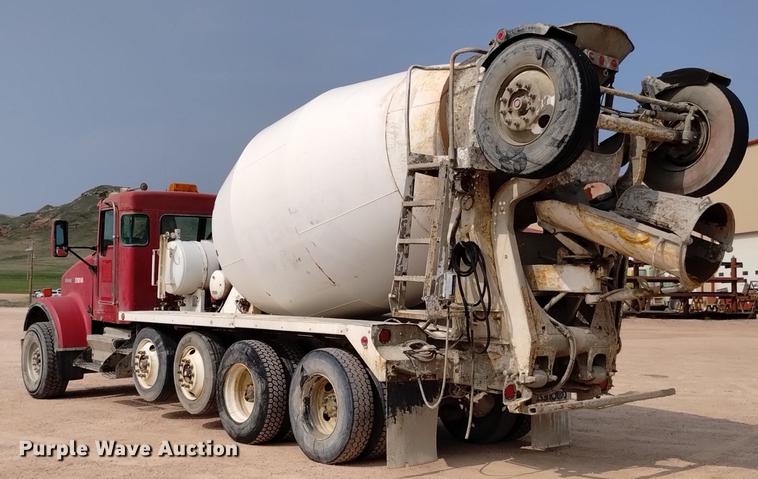 image for item DN6442 2001 Kenworth W900B  ready mix truck