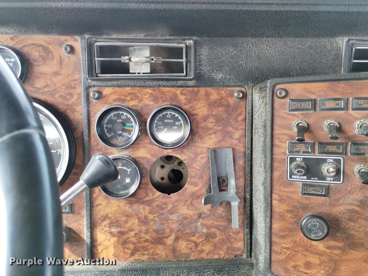 image for item DN6442 2001 Kenworth W900B  ready mix truck