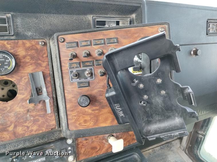 image for item DN6442 2001 Kenworth W900B  ready mix truck