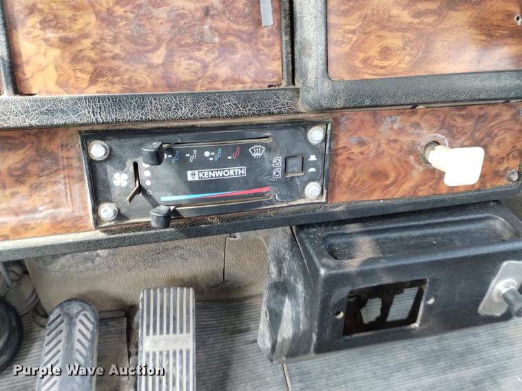 image for item DN6442 2001 Kenworth W900B  ready mix truck