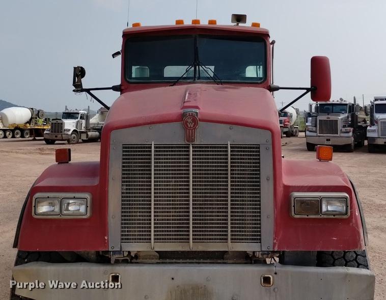 image for item DN6442 2001 Kenworth W900B  ready mix truck