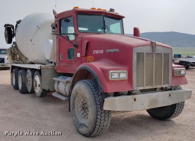image for item DN6442 2001 Kenworth W900B  ready mix truck