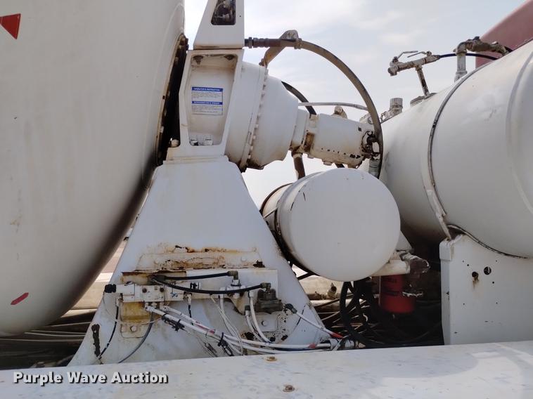 image for item DN6442 2001 Kenworth W900B  ready mix truck