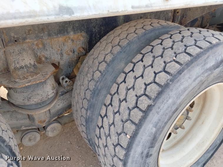 image for item DN6442 2001 Kenworth W900B  ready mix truck