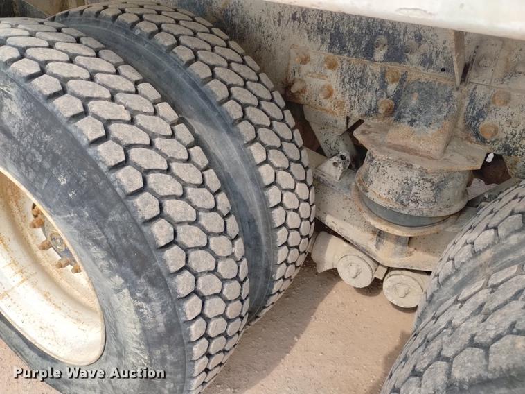 image for item DN6442 2001 Kenworth W900B  ready mix truck