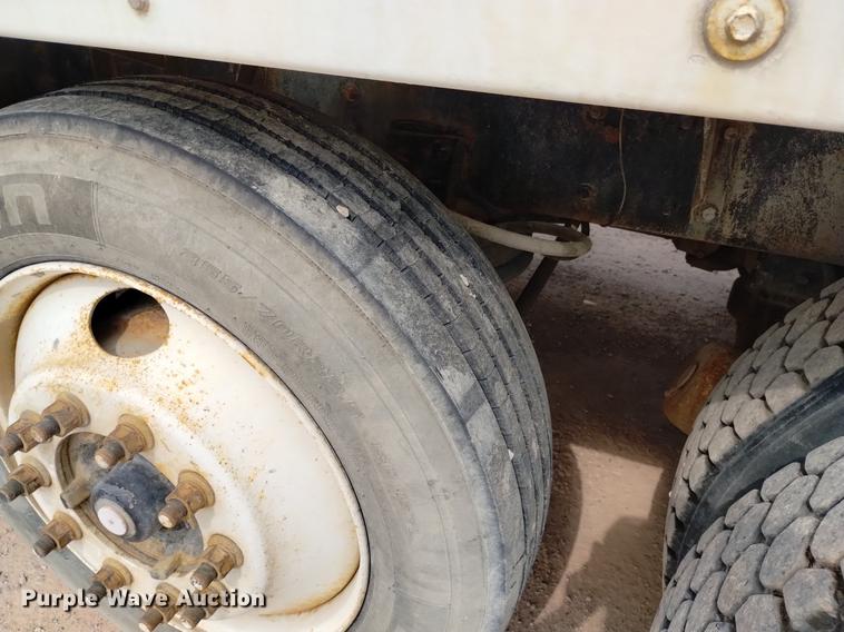 image for item DN6442 2001 Kenworth W900B  ready mix truck