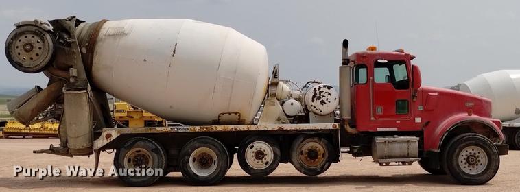 image for item DN6443 2000 Kenworth W900  ready mix truck