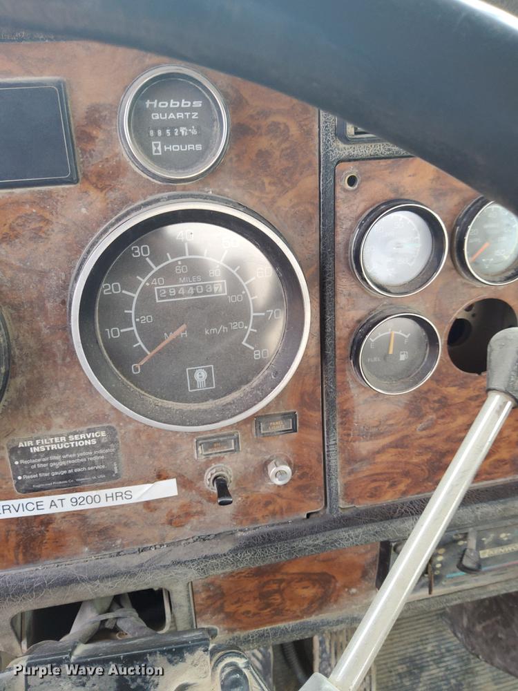 image for item DN6443 2000 Kenworth W900  ready mix truck