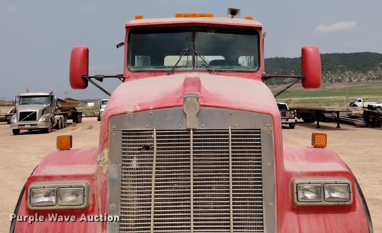 image for item DN6443 2000 Kenworth W900  ready mix truck