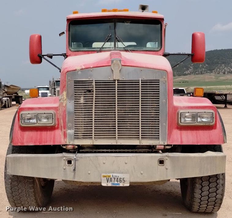 image for item DN6443 2000 Kenworth W900  ready mix truck