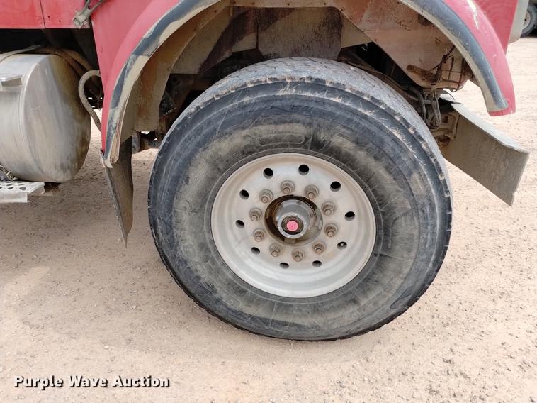 image for item DN6443 2000 Kenworth W900  ready mix truck