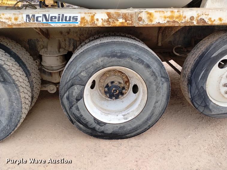 image for item DN6443 2000 Kenworth W900  ready mix truck