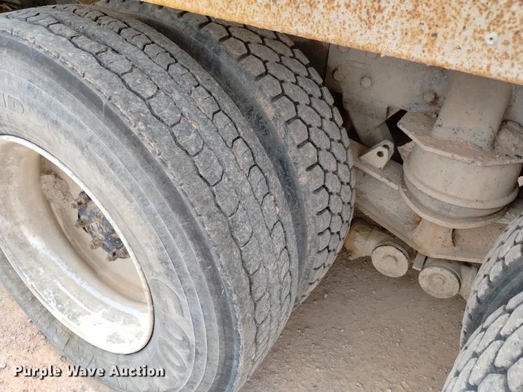 image for item DN6443 2000 Kenworth W900  ready mix truck