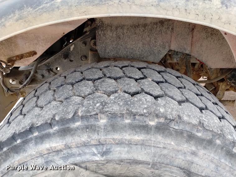 image for item DN6443 2000 Kenworth W900  ready mix truck