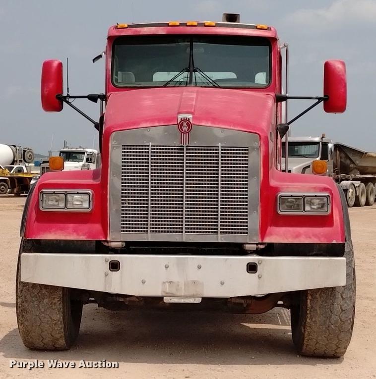 image for item DN6444 2007 Kenworth W900  ready mix truck