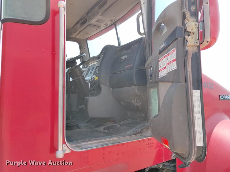 image for item DN6444 2007 Kenworth W900  ready mix truck