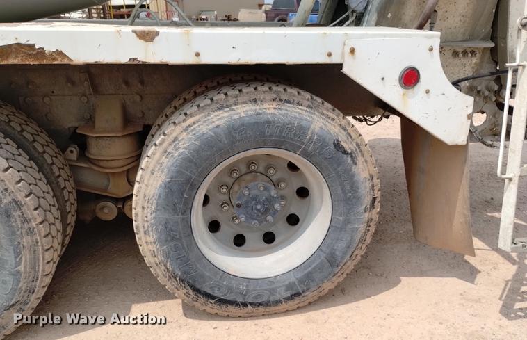 image for item DN6444 2007 Kenworth W900  ready mix truck