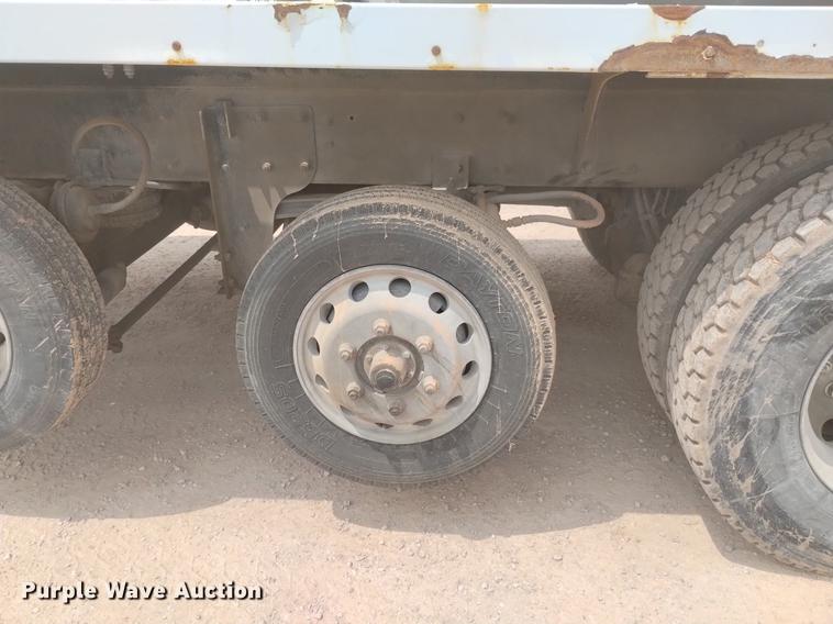 image for item DN6444 2007 Kenworth W900  ready mix truck