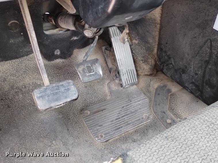 image for item DN6445 1999 Mack CH613  semi truck