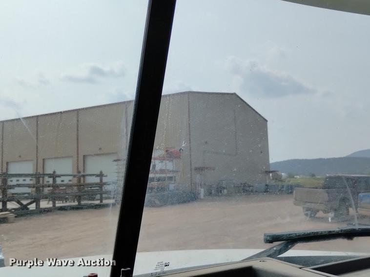 image for item DN6445 1999 Mack CH613  semi truck