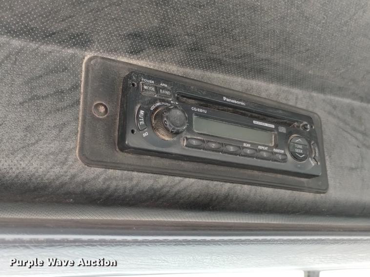 image for item DN6445 1999 Mack CH613  semi truck