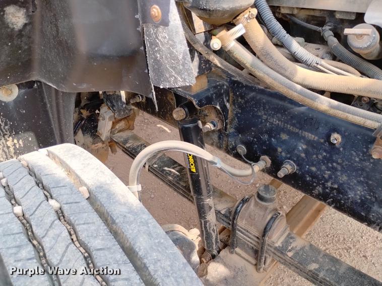 image for item DN6445 1999 Mack CH613  semi truck