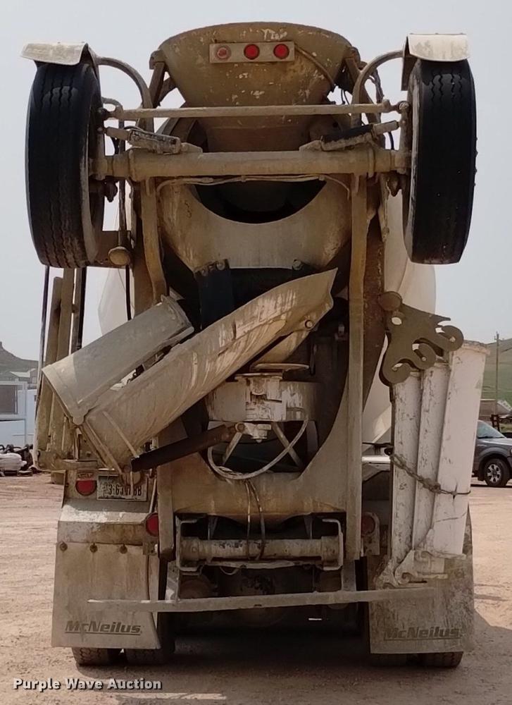 image for item DN6446 1994 Ford L9000  ready mix truck