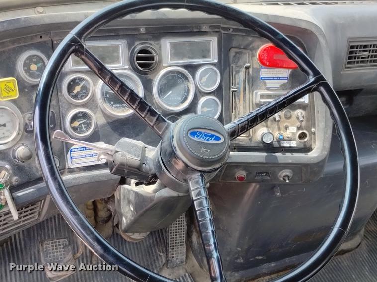 image for item DN6446 1994 Ford L9000  ready mix truck