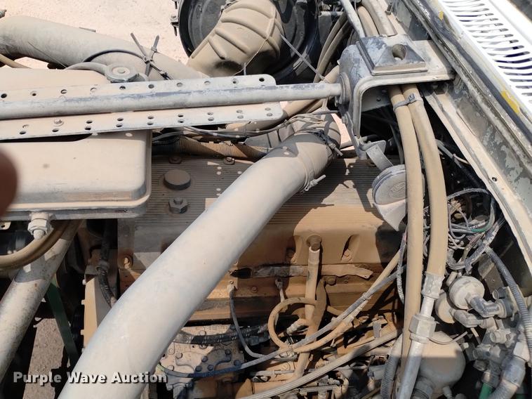 image for item DN6446 1994 Ford L9000  ready mix truck