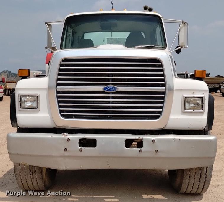 image for item DN6446 1994 Ford L9000  ready mix truck