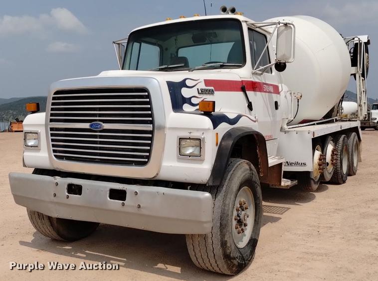 image for item DN6446 1994 Ford L9000  ready mix truck
