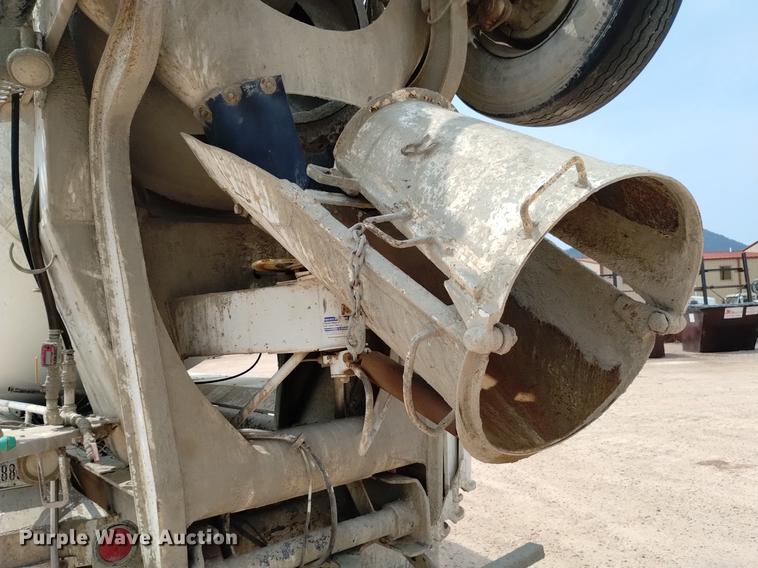 image for item DN6446 1994 Ford L9000  ready mix truck