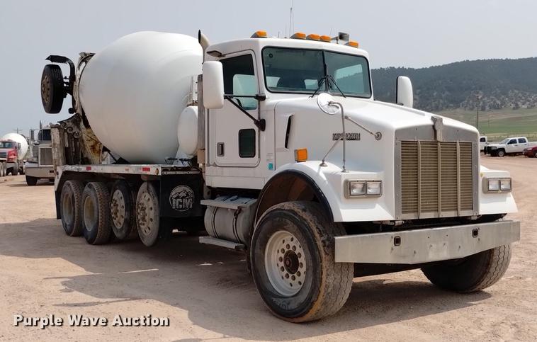 image for item DN6448 1999 Kenworth W900  ready mix truck