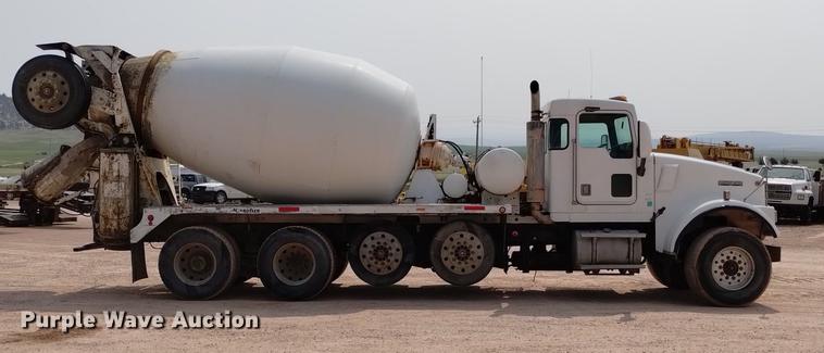image for item DN6448 1999 Kenworth W900  ready mix truck