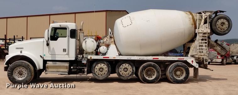 image for item DN6448 1999 Kenworth W900  ready mix truck