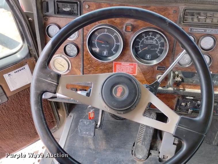 image for item DN6448 1999 Kenworth W900  ready mix truck