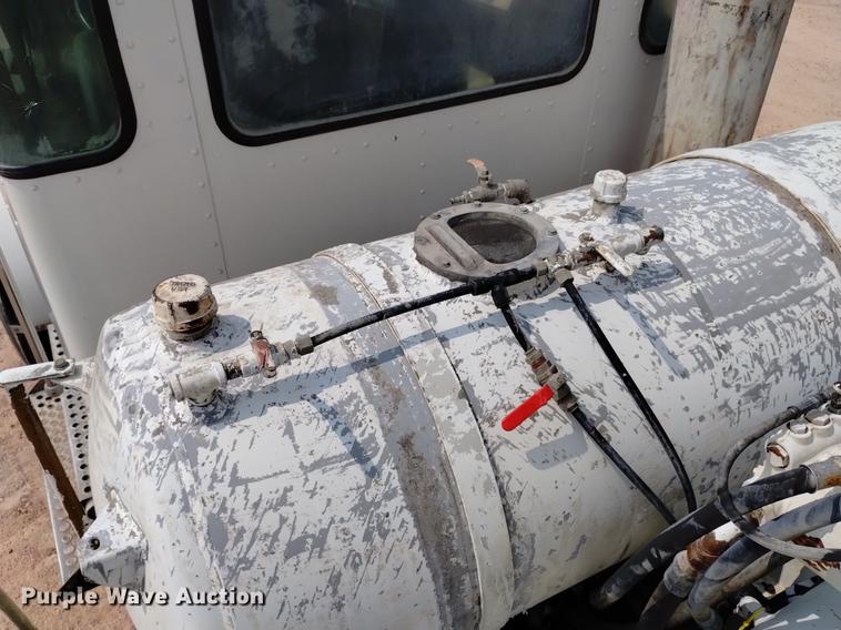 image for item DN6448 1999 Kenworth W900  ready mix truck