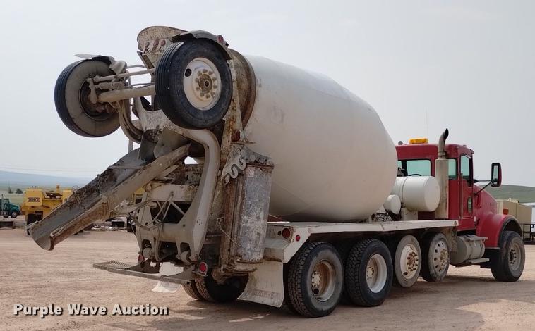 image for item DN6449 2001 Kenworth W900B  ready mix truck