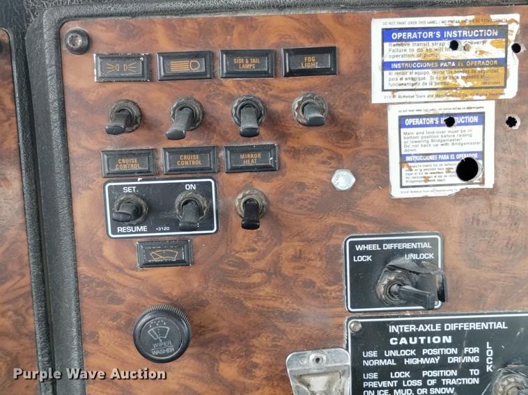 image for item DN6449 2001 Kenworth W900B  ready mix truck