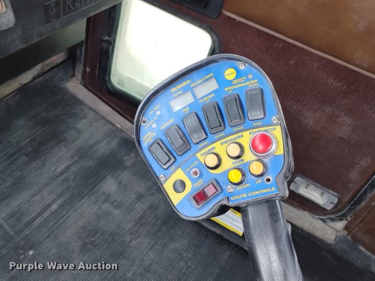 image for item DN6449 2001 Kenworth W900B  ready mix truck