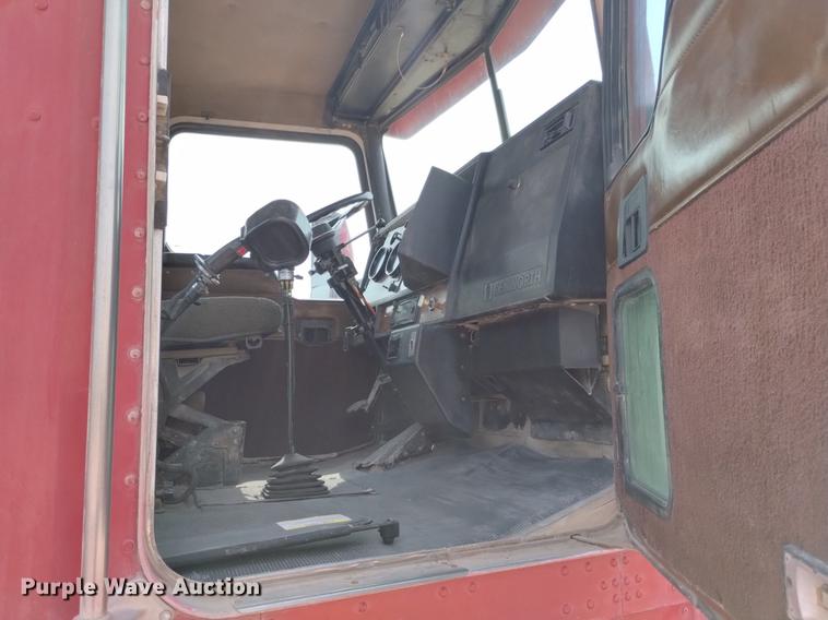 image for item DN6449 2001 Kenworth W900B  ready mix truck