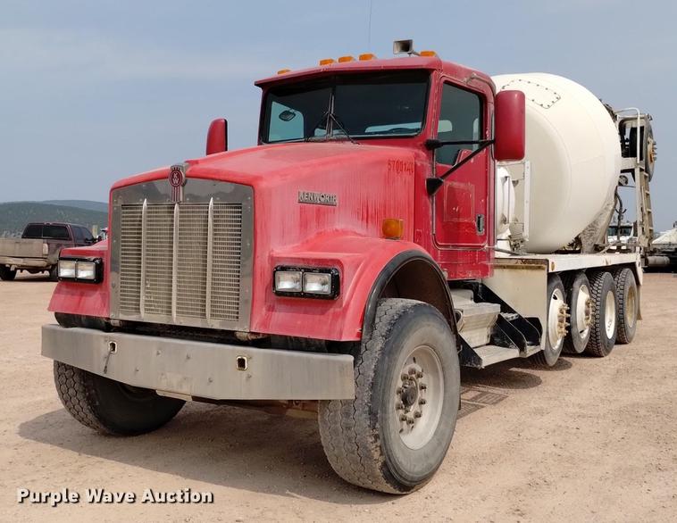 image for item DN6449 2001 Kenworth W900B  ready mix truck