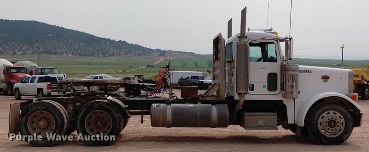 image for item DN6450 2006 Peterbilt 379  semi truck