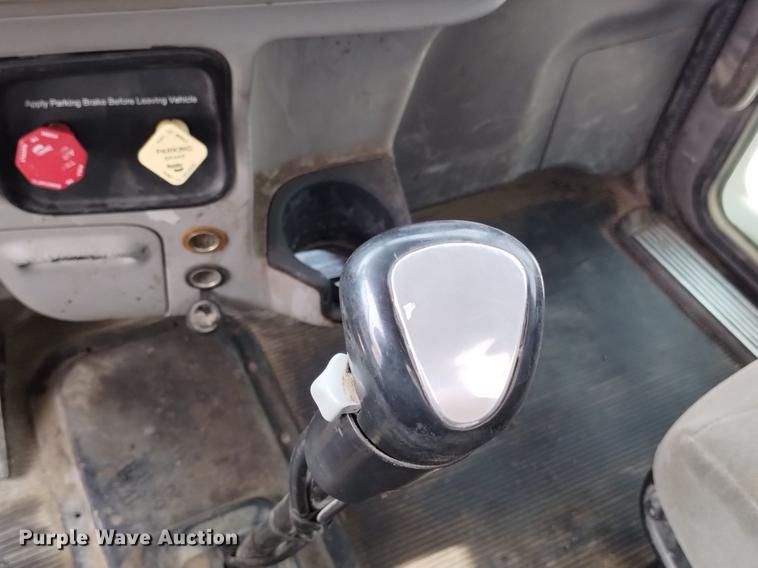 image for item DN6450 2006 Peterbilt 379  semi truck