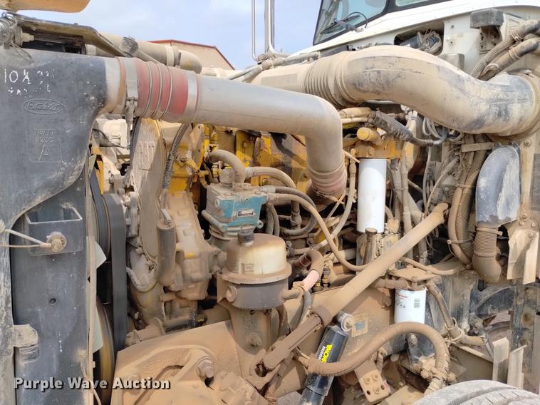 image for item DN6450 2006 Peterbilt 379  semi truck