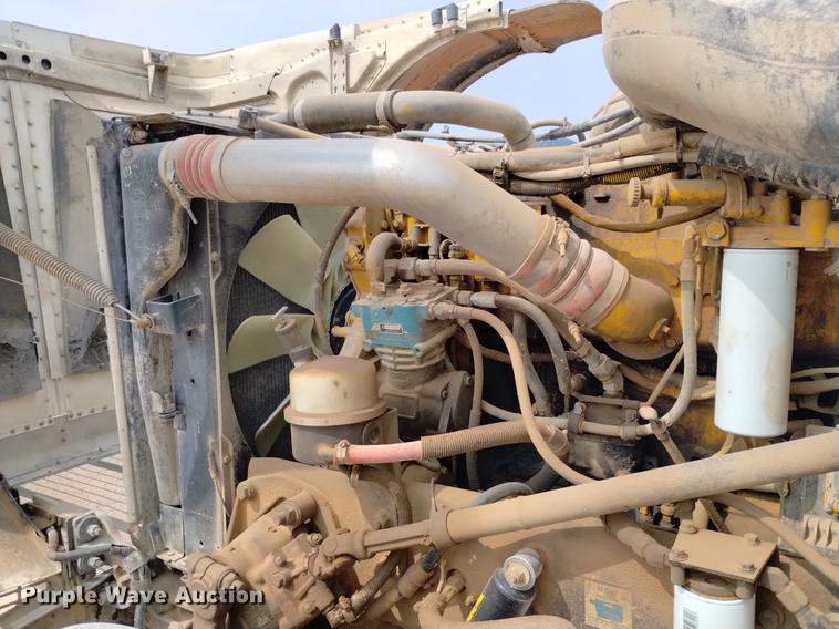 image for item DN6450 2006 Peterbilt 379  semi truck