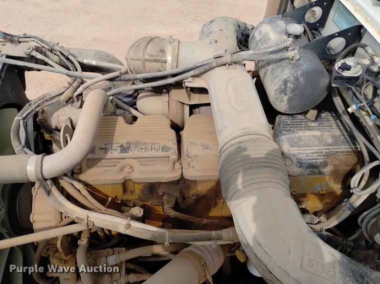 image for item DN6450 2006 Peterbilt 379  semi truck